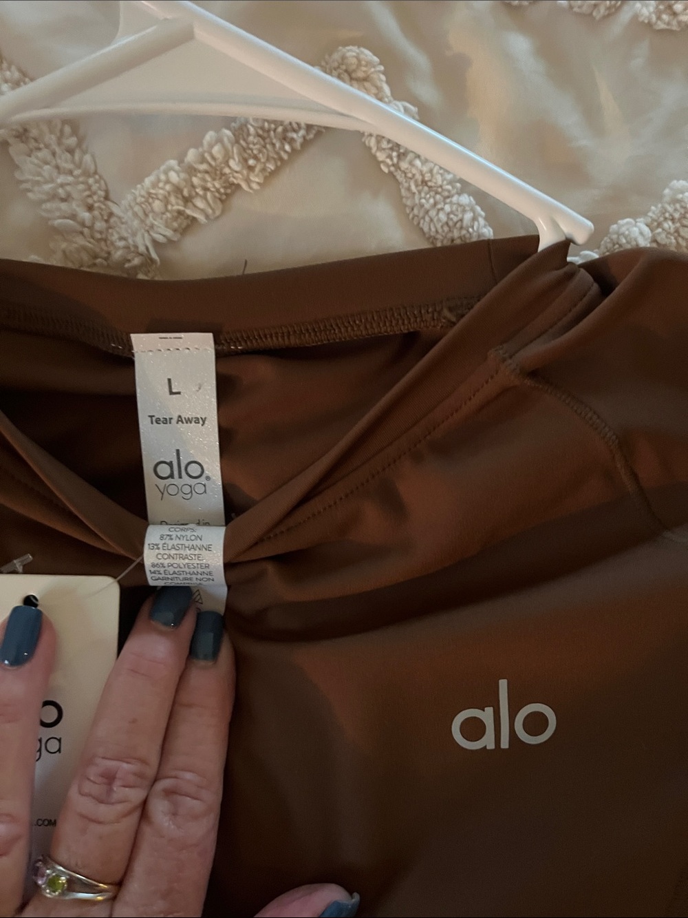 ALO Yoga Brown Cropped Performance Tee - Picture 3 of 4